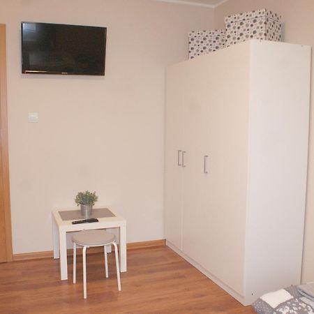 Apartamenty Na Debcu Poznań Esterno foto