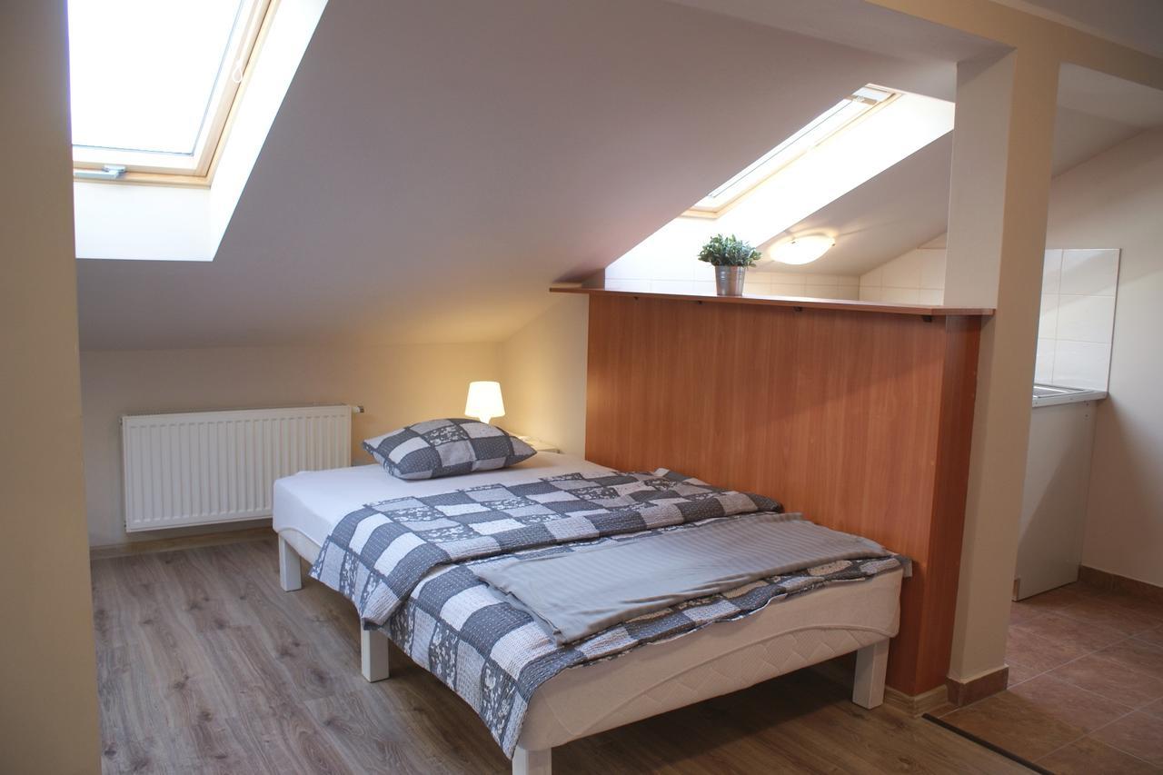 Apartamenty Na Debcu Poznań Esterno foto