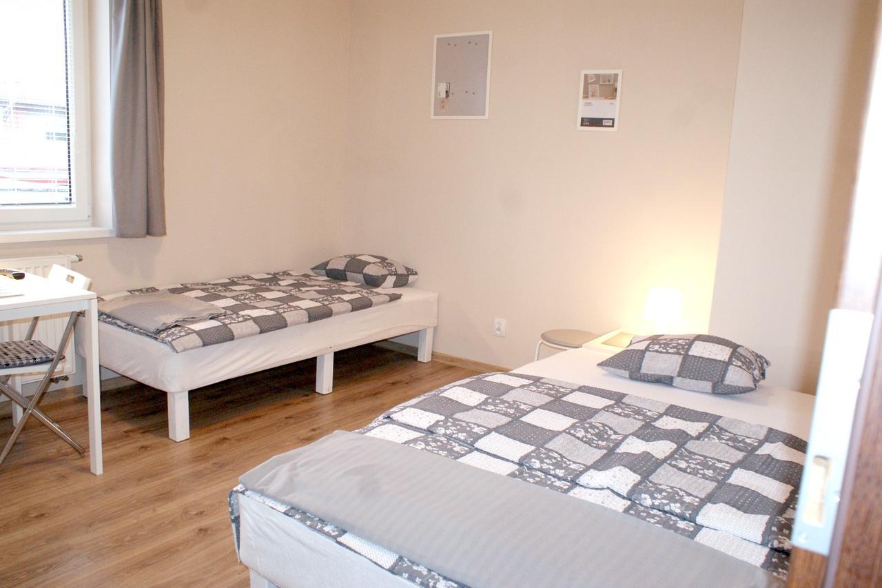 Apartamenty Na Debcu Poznań Esterno foto