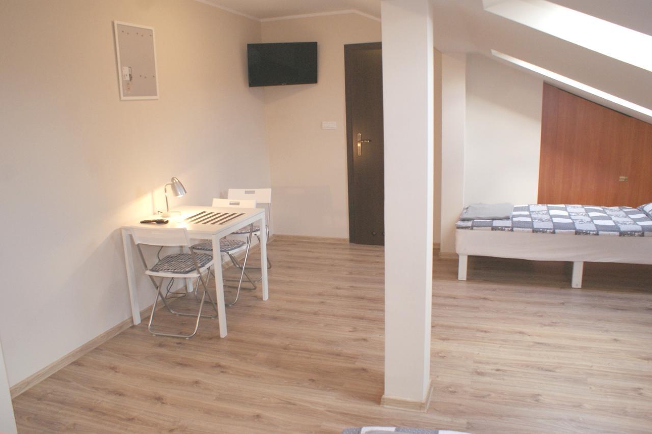 Apartamenty Na Debcu Poznań Esterno foto