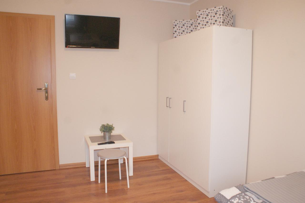 Apartamenty Na Debcu Poznań Esterno foto