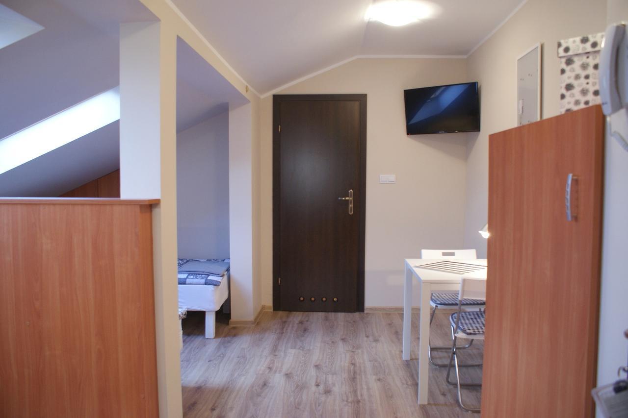 Apartamenty Na Debcu Poznań Esterno foto